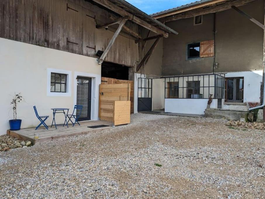 Logement - Studio Independant A Perouges Pérouges Exterior foto